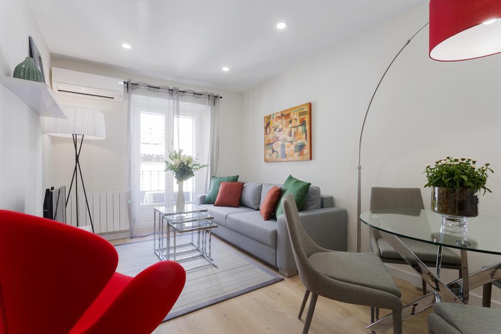 Dobo Relatores 3 * Madrid