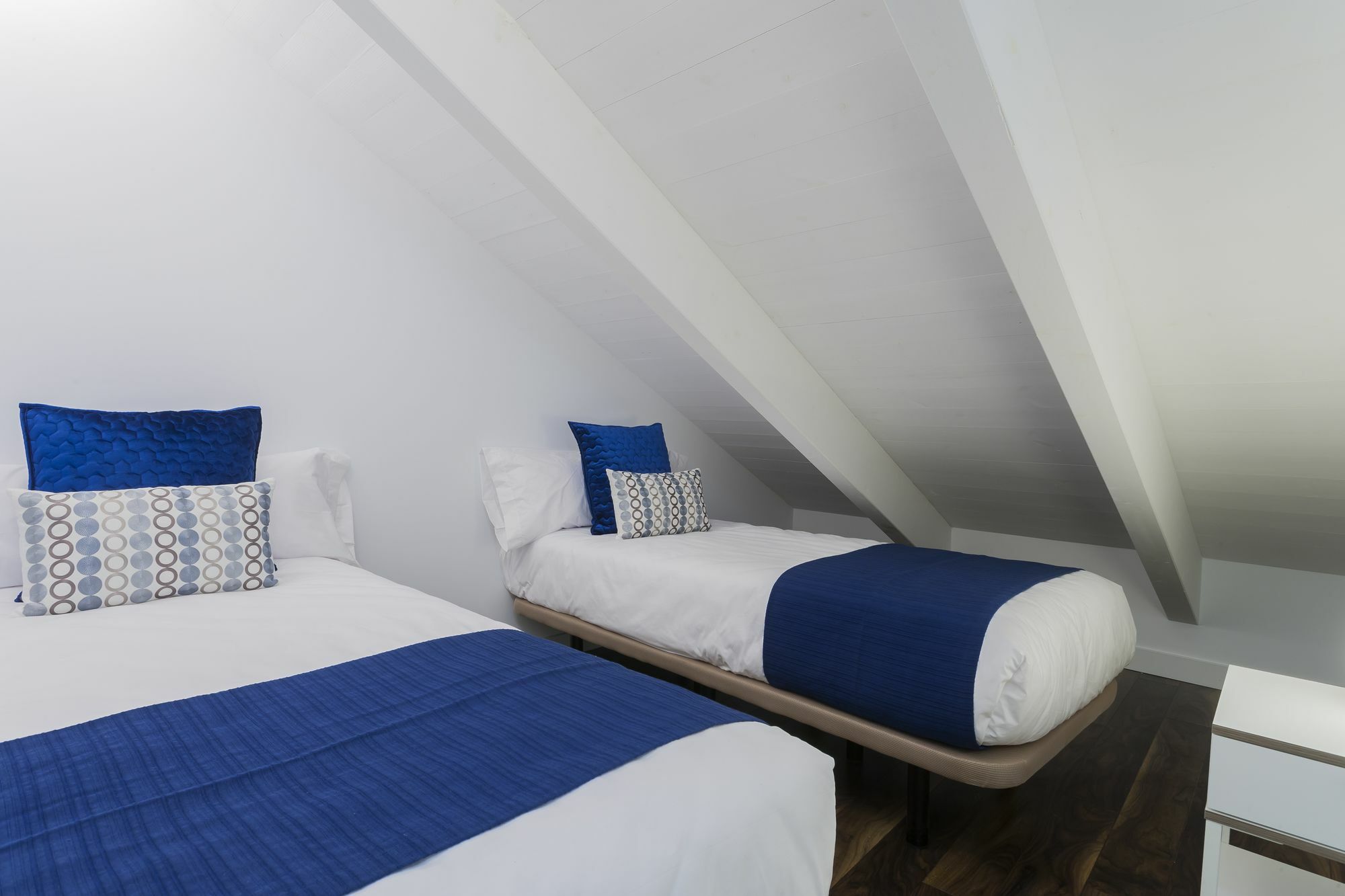 Dobo Relatores 3 Apartamento